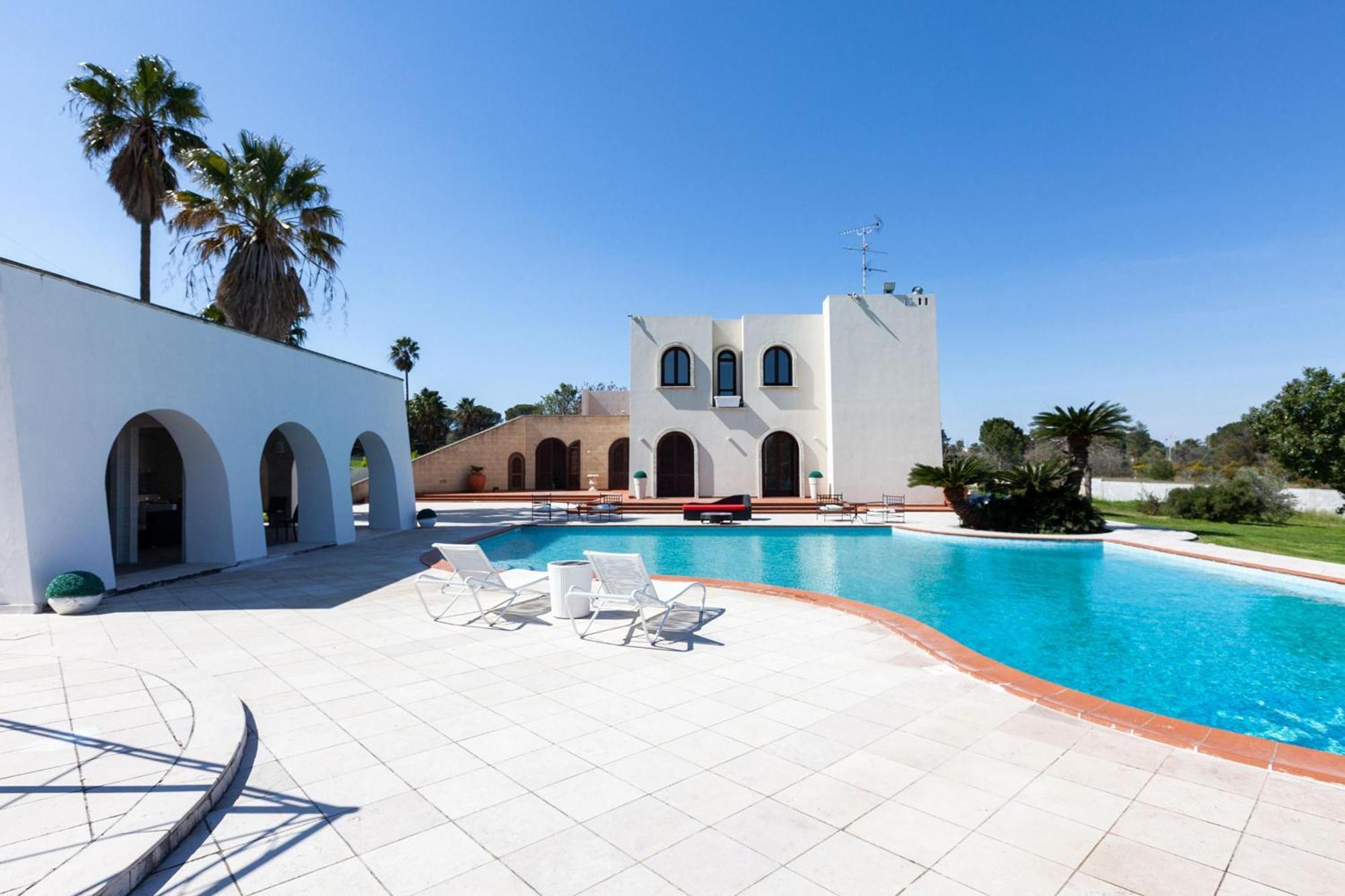 Villa Golia Pool Jacuzzi And Sauna - Happy Rentals Galatina Exterior photo